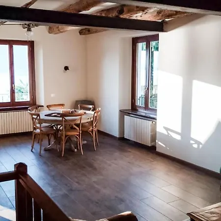 Limone Apartment- *